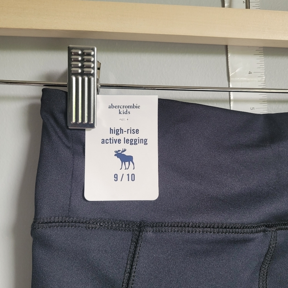 Abercrombie Kids Charcoal High-Rise Leggings - Picture 3 of 4